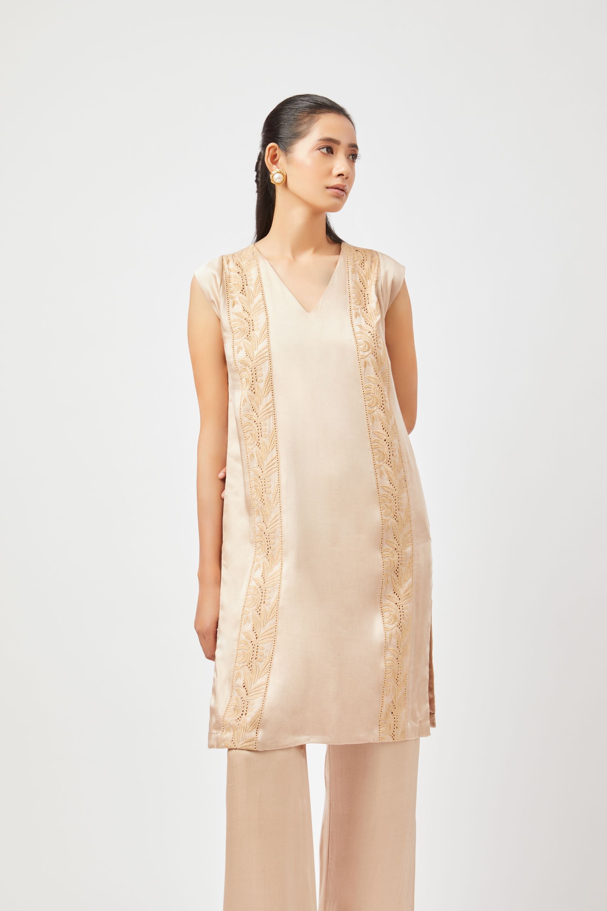 Aaliyah Kurta | Contemponari Women Fashion