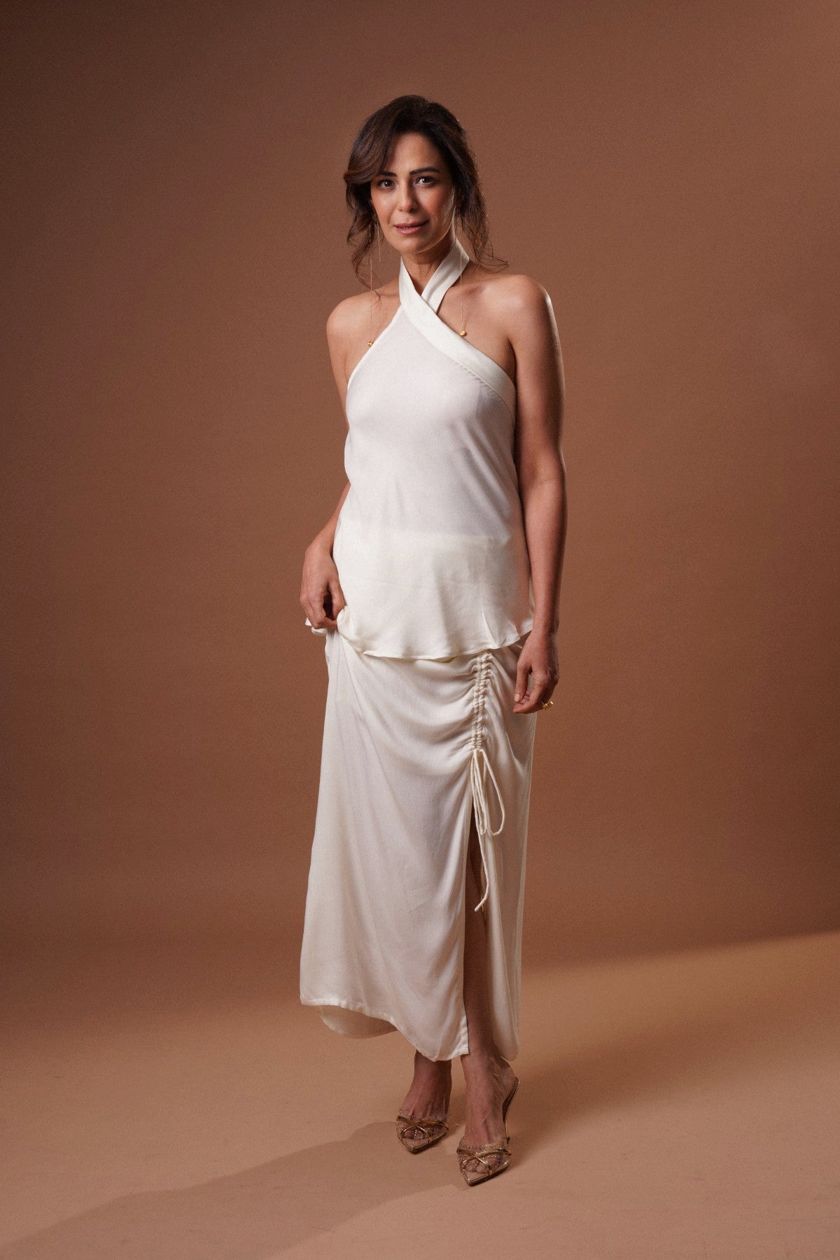 Mona singh In Cyea Top + Dua Skirt